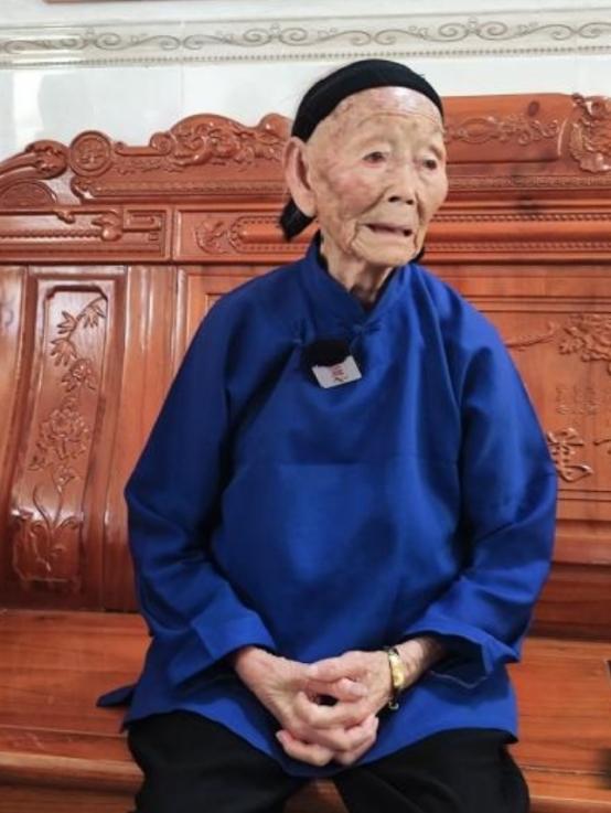 结婚不到20天，丈夫就随红军长征。他说等她三五年就回来。她等了将近90年，106