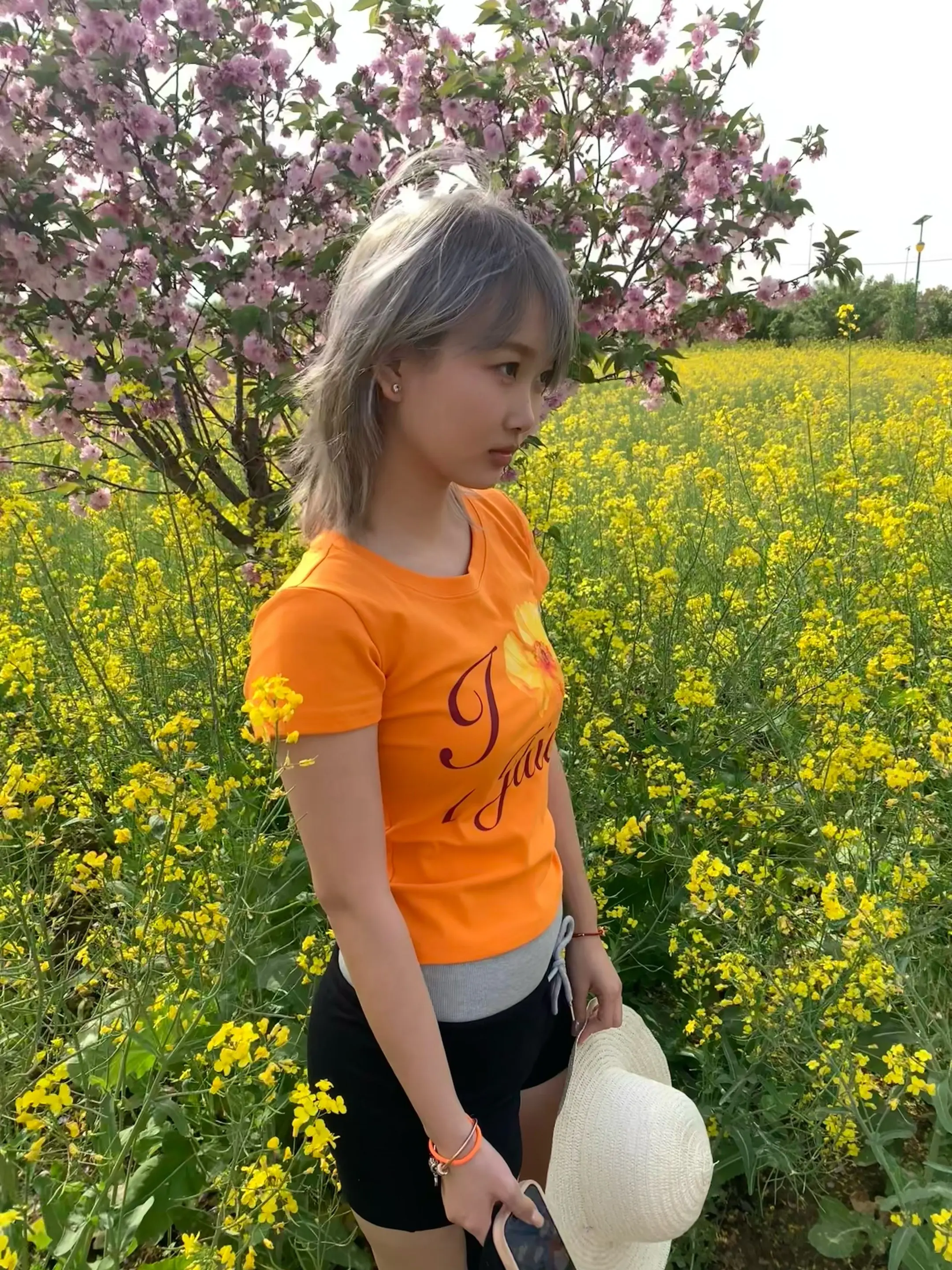 这是我外公的小草帽