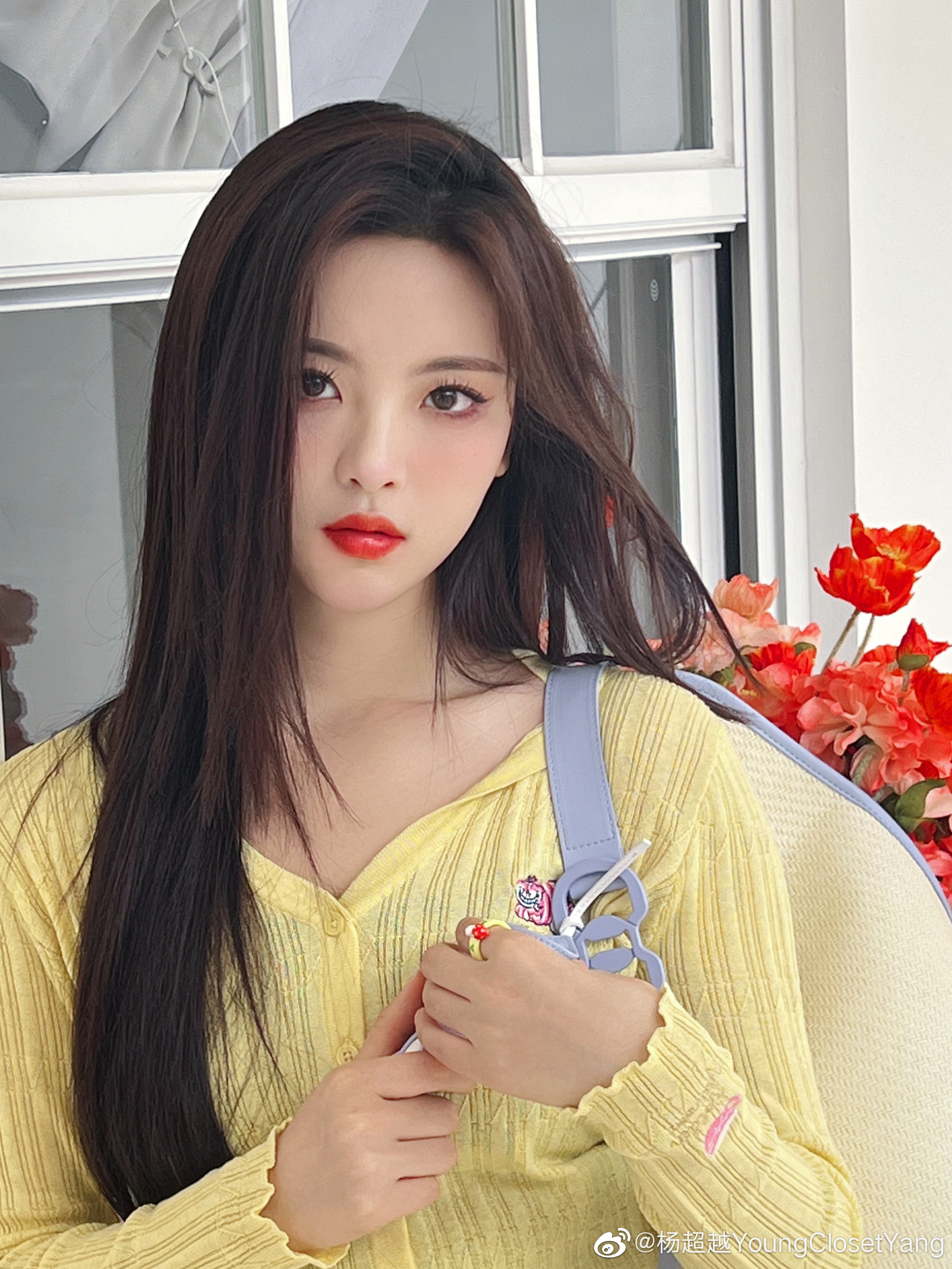 杨超越 欢迎各位光临杨超越的时尚衣橱💜本Closet在今天正式接过FC的时尚科