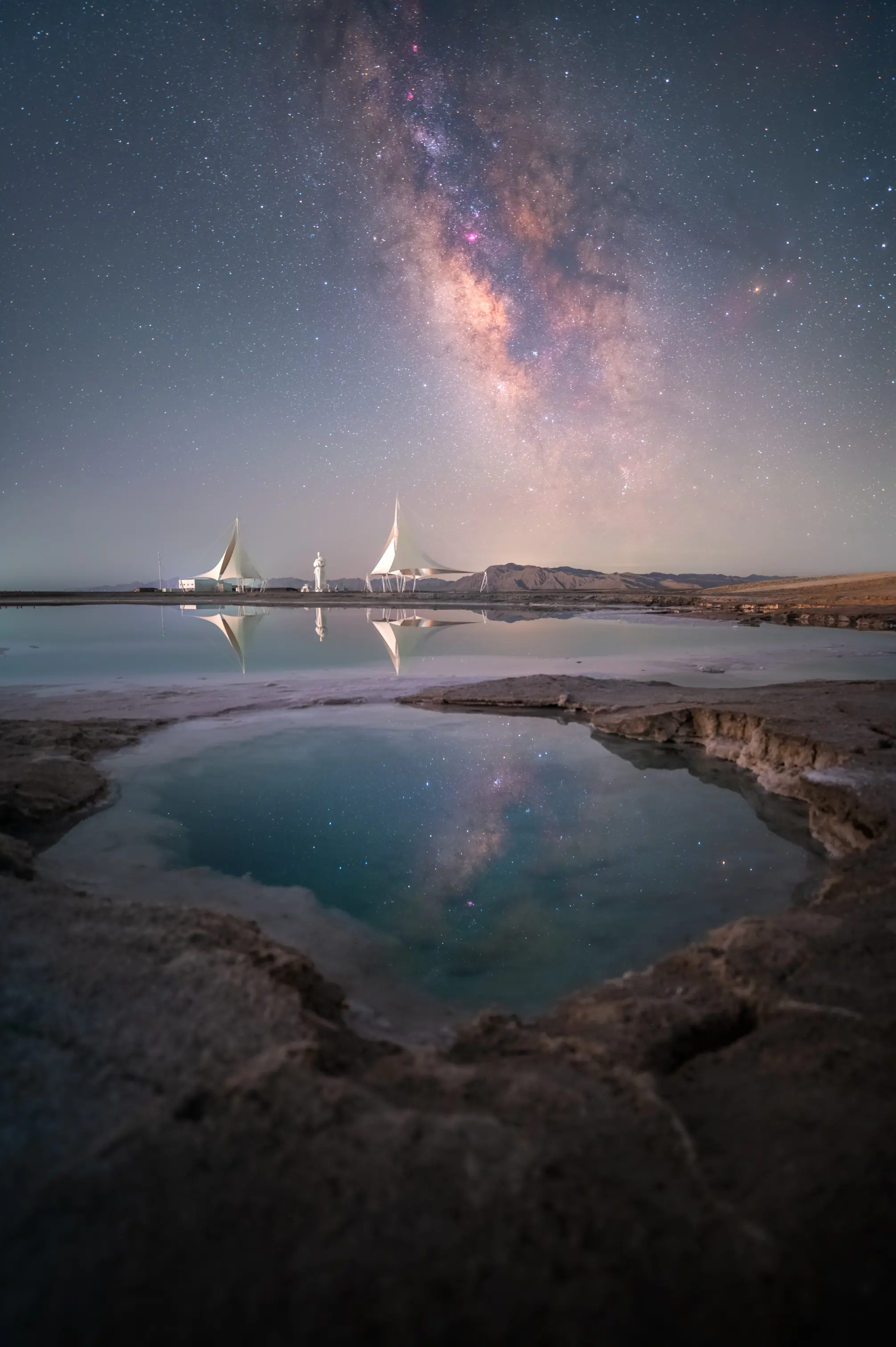 在翡翠湖遇见满天繁星🌌。