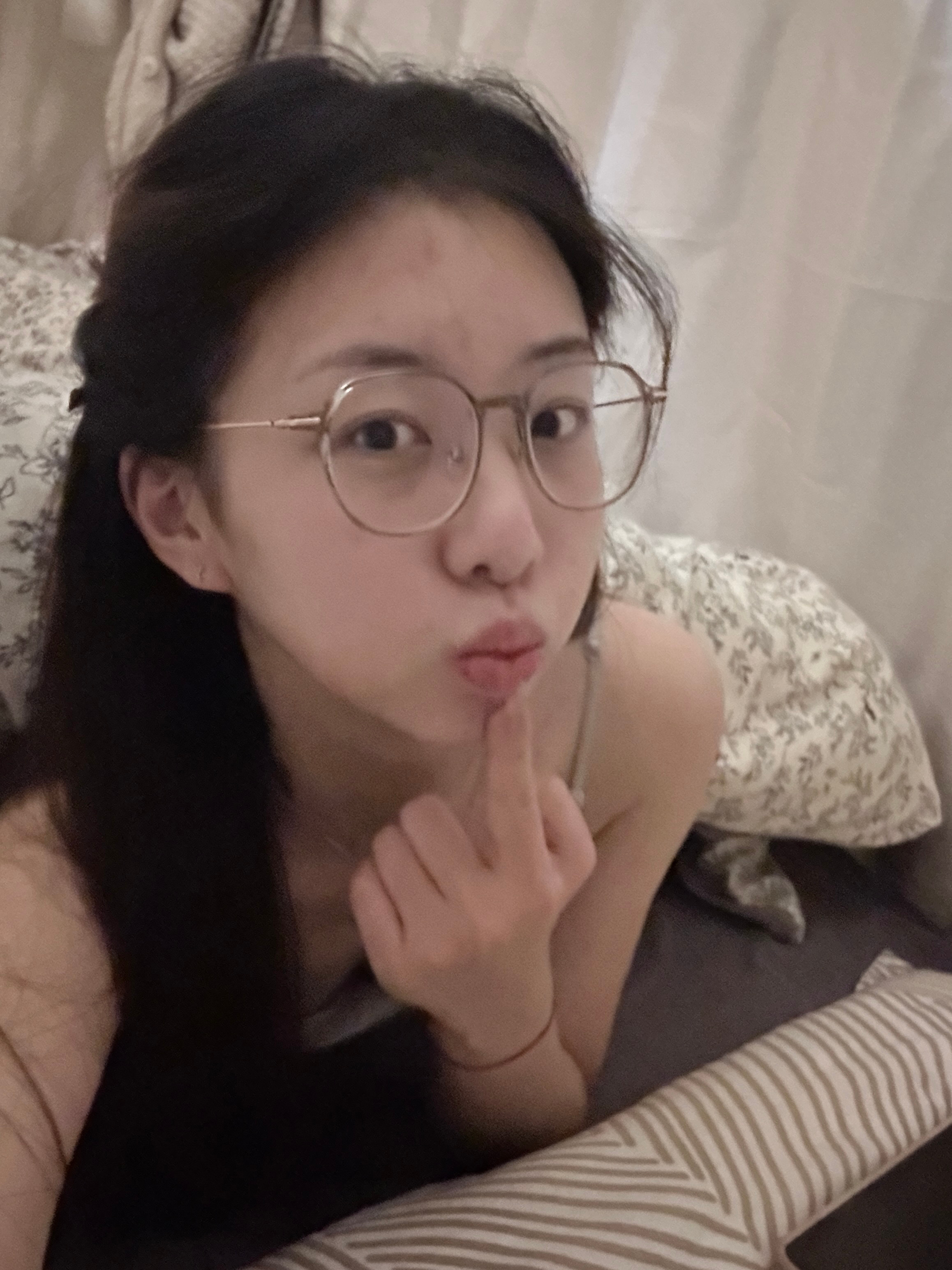 幸福的小床 ​​​