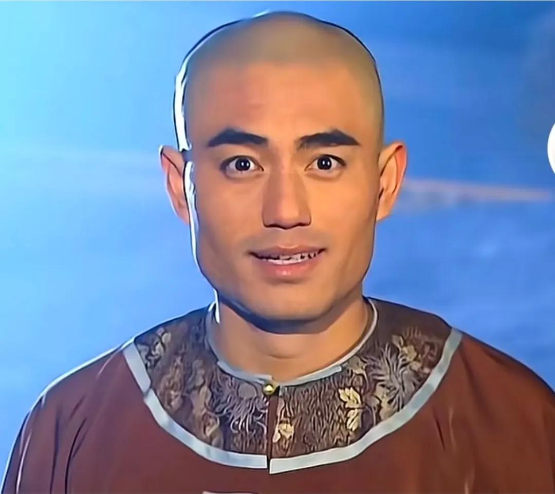 他到底有何魅力让香妃放弃皇上选择他？