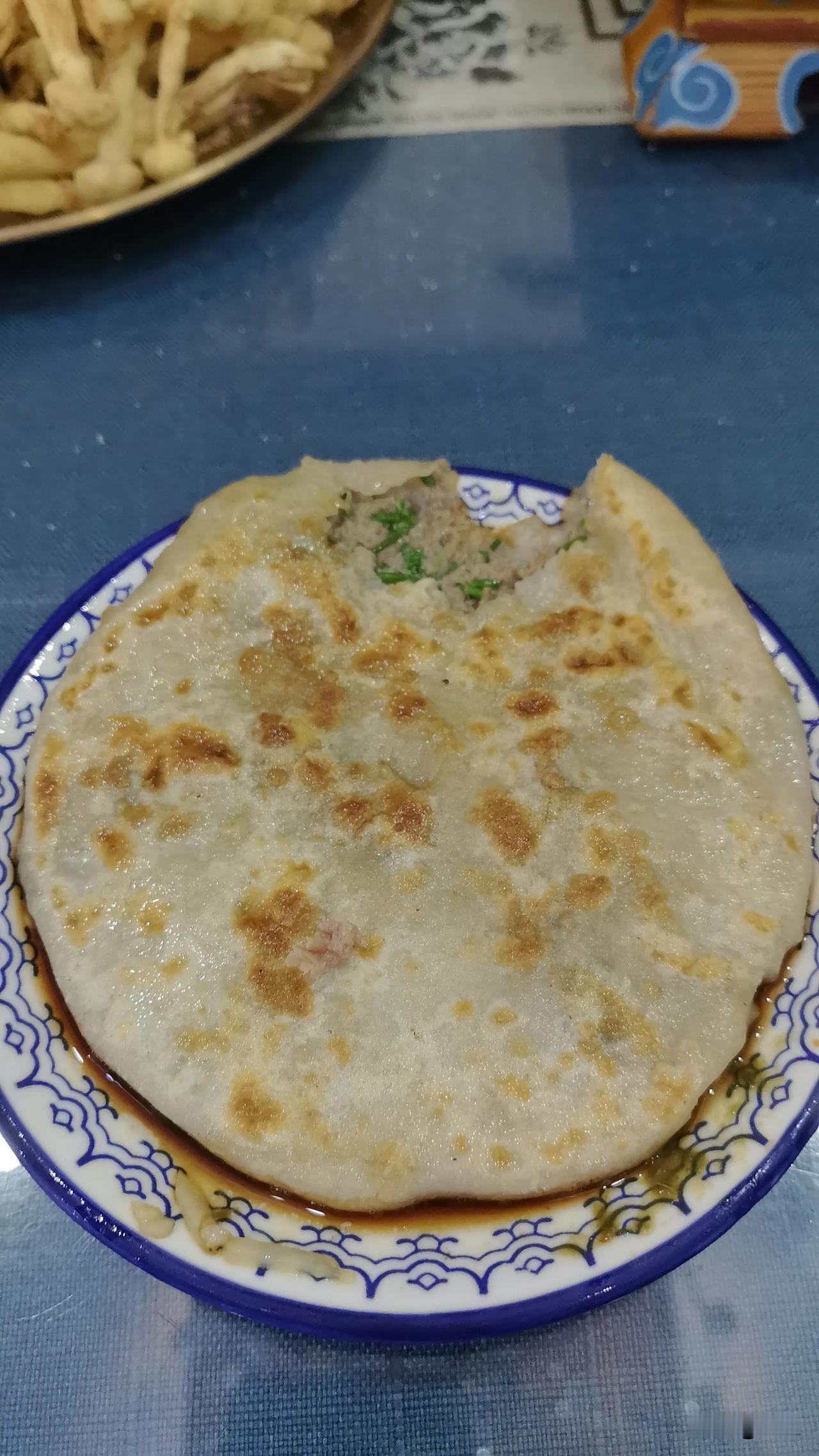 楼上的这种邻居真是太烦人了！家里有小孩子天天跑来跑去，碍于情面，没人找他们，天天
