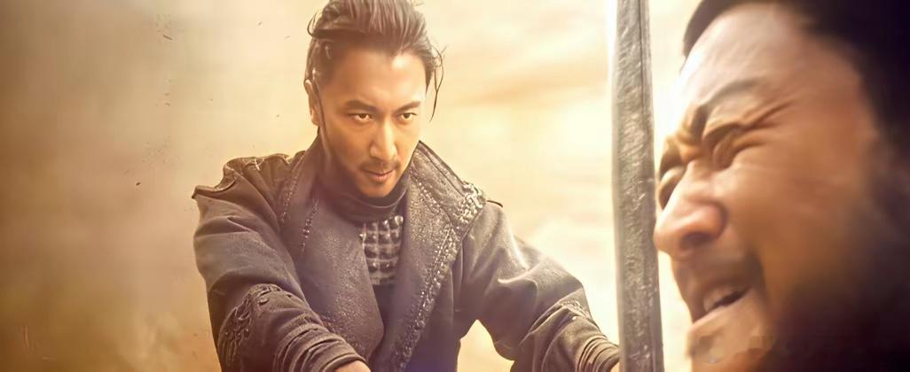 豆瓣7.6分，预售1.8亿，吴京李连杰联手却被春节档“抬走”了。排片率从首日的1