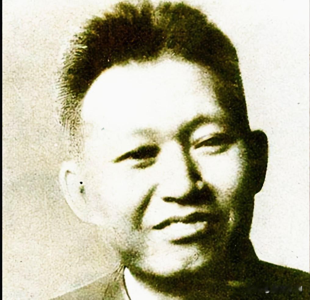 凯丰于1955年3月23日在北京病逝，享年49岁。

他原名何克全，1906年生