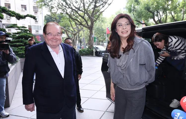 2026蓝白合进度慢？郑丽文内部会议指令曝光：春节后将拍板

针对2026选举，