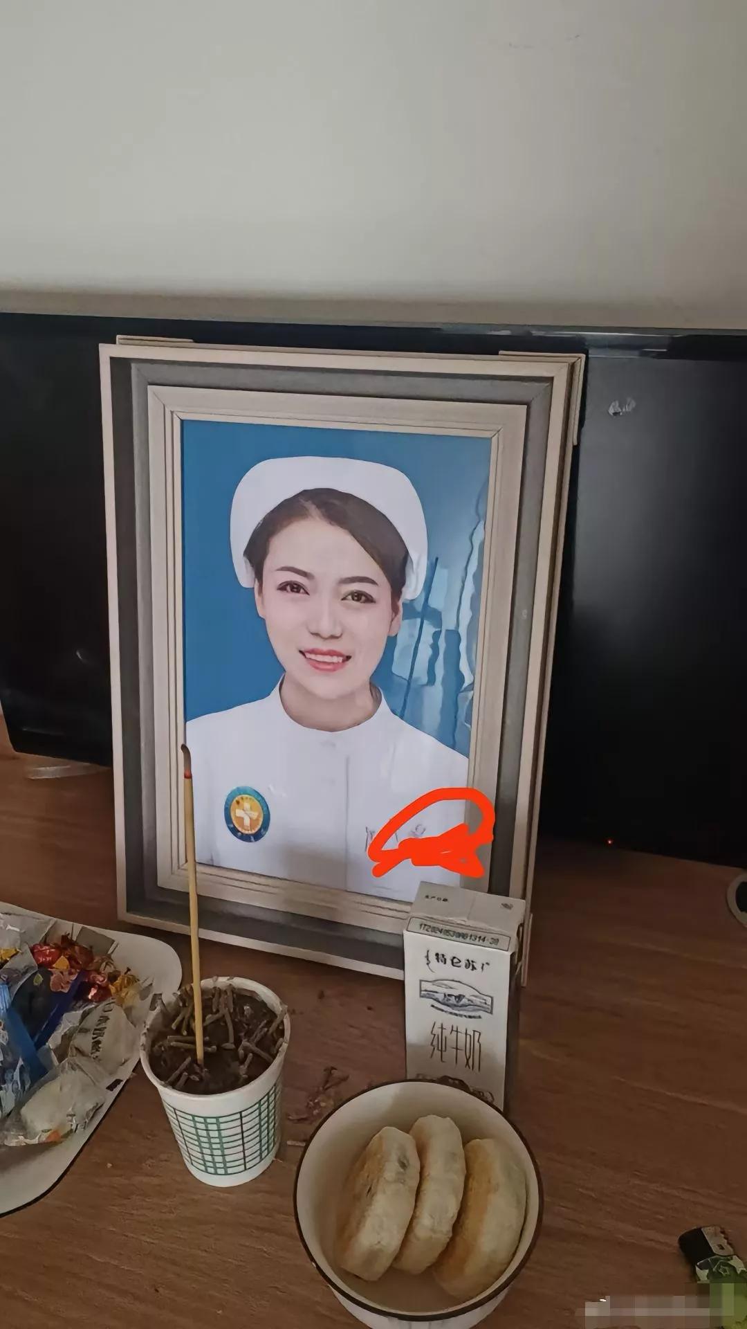 这么漂亮的女护士，堂姐给她介绍了一个男朋友，竟然是已婚 有两个儿子，还是无业游民