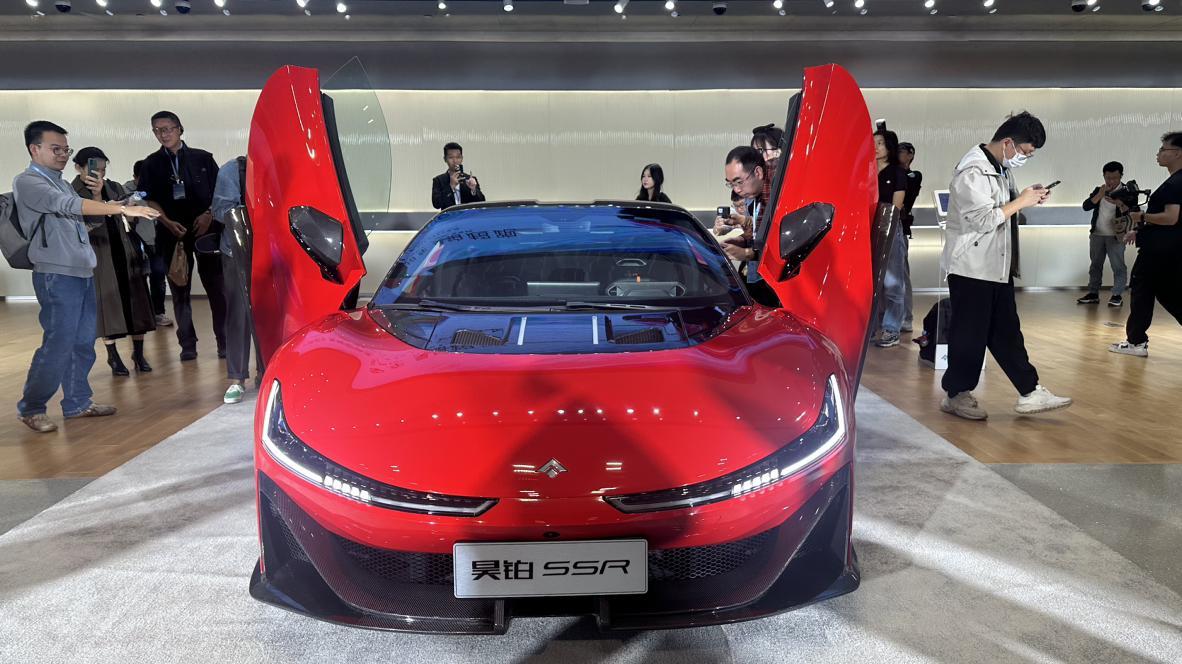 昊铂SSR正式上市，最快1.9秒破百，全车身百分百碳纤维材料覆盖，价格和预售一致