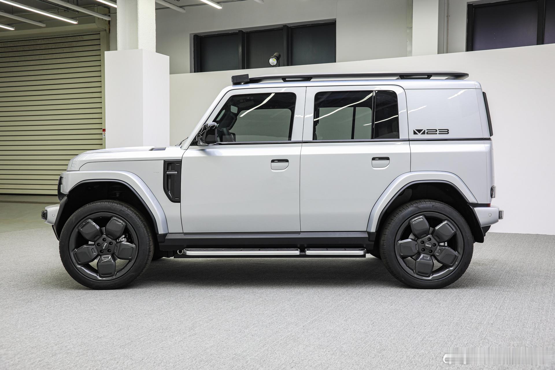 icar v23长度4220mm，轴距2730mm，轴长比简直离谱，怎么做到的？