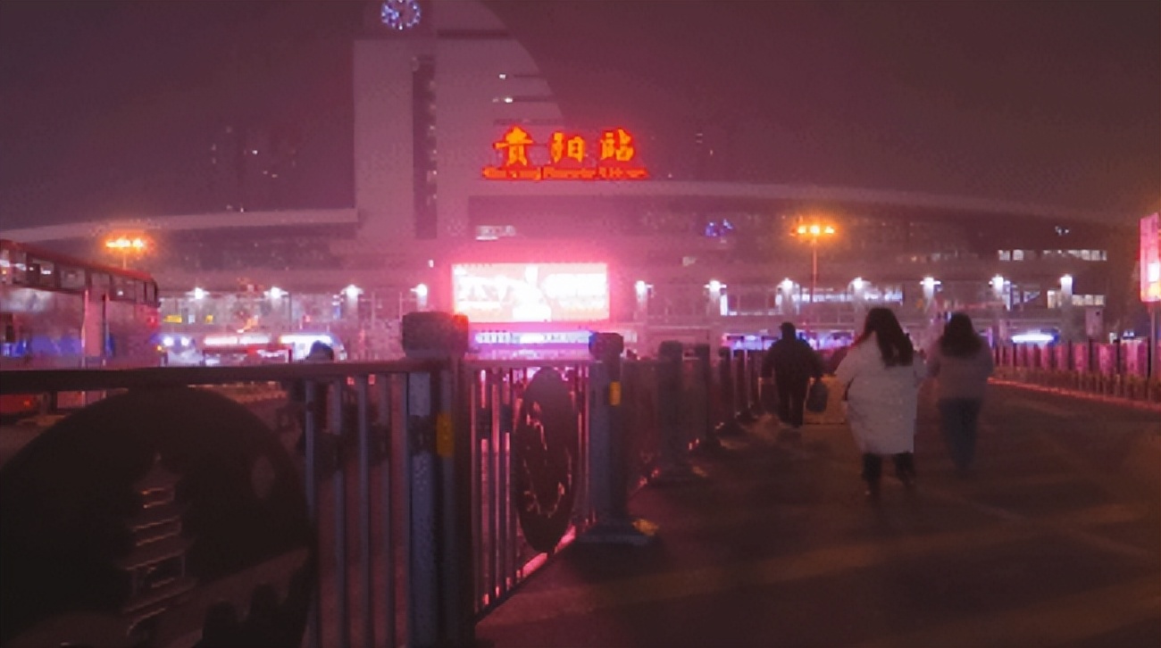 已救助流浪露宿人员35人次！贵阳市救助管理站“寒冬送温暖”专项救助行动持续开展