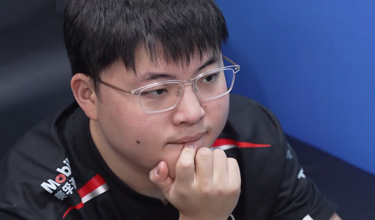 老头杯开赛第四日！#LGC传奇杯##迈尔斯儿超话# 姿态，白云，K神，UZI，全