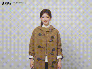 赵露思最近脸到底为啥网红感这么重？跟之前对比完全认不出了，感觉还是之前自然好看，