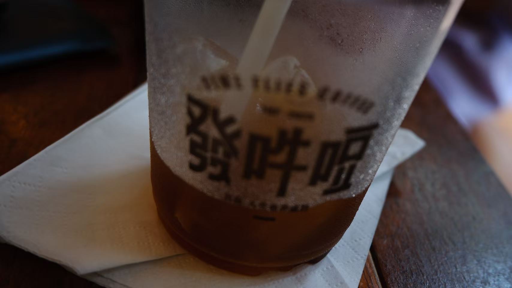 爱奇艺十部剧赚了67亿是的，但是他去年的业绩是这样的全年总营收：272.9亿元，