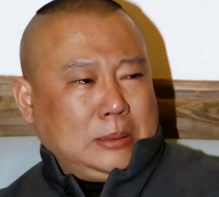 常言道天狂有雨，人狂有祸！一波未平一波又起，郭德纲再遇大挫折。
此前敲定的五站演