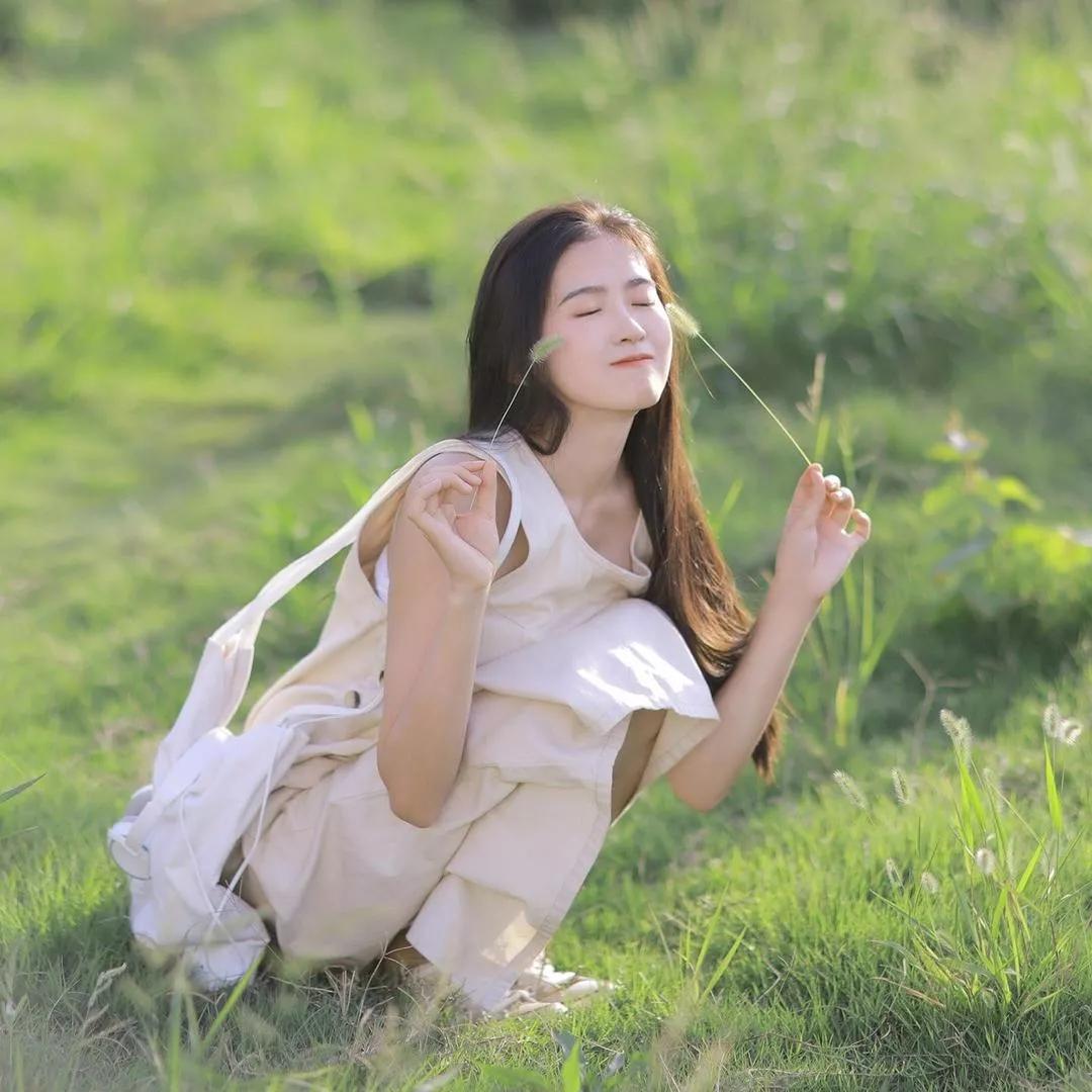 阳光下的美好时光，捕捉自然的瞬间。阳光治愈照 生活治愈系风景 秋日清新照 自然漫