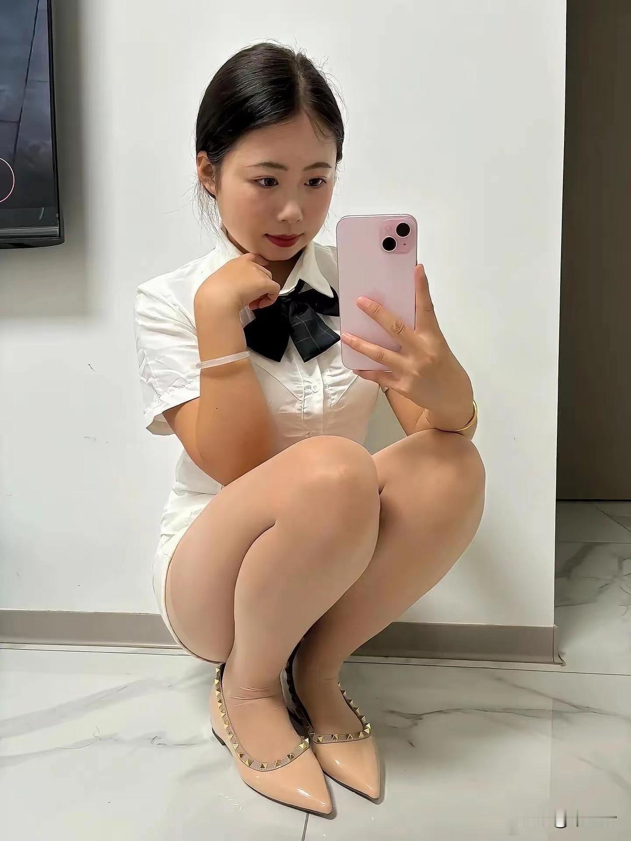 随手拍记录每一天。素颜的时候是最为真实的模样[奸笑]