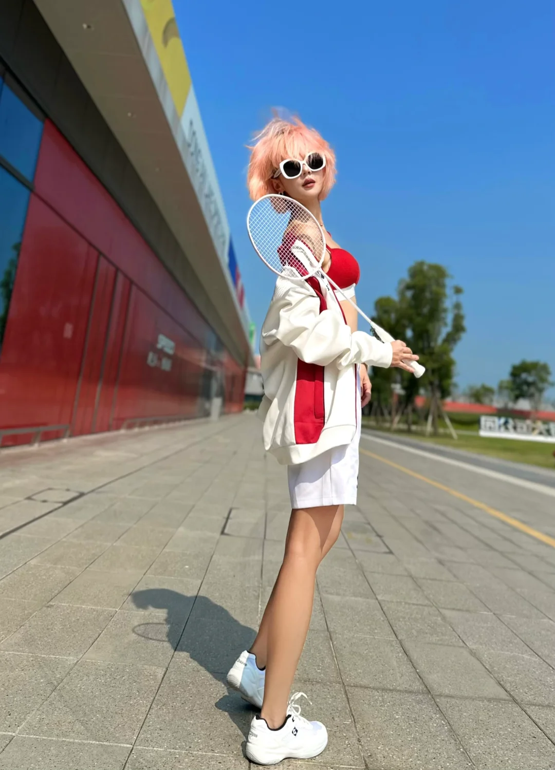 虽然很菜🏸️但是很爱☀️