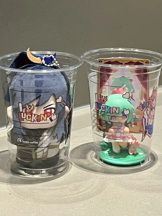 瑞幸王者联名杯的正确使用方法😅