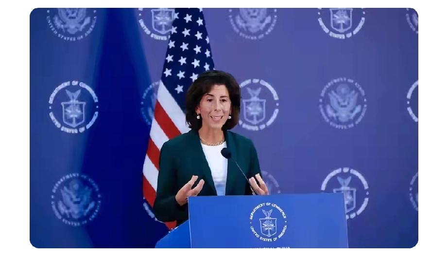 美国前商务部长雷蒙多这波操作真是让人摸不着头脑。任内她可是全力封杀中国芯片，把中
