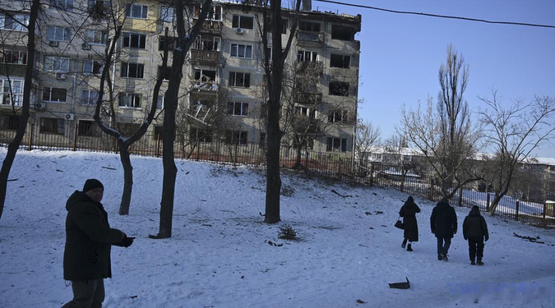 俄罗斯在2月3日袭击乌克兰时投入了3.248亿美元用于导弹和无人机。这比1月20