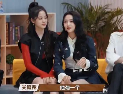 实锤了！张一山真的追求过杨紫，但是杨紫没答应！

在一档综艺录制现场，关晓彤主动