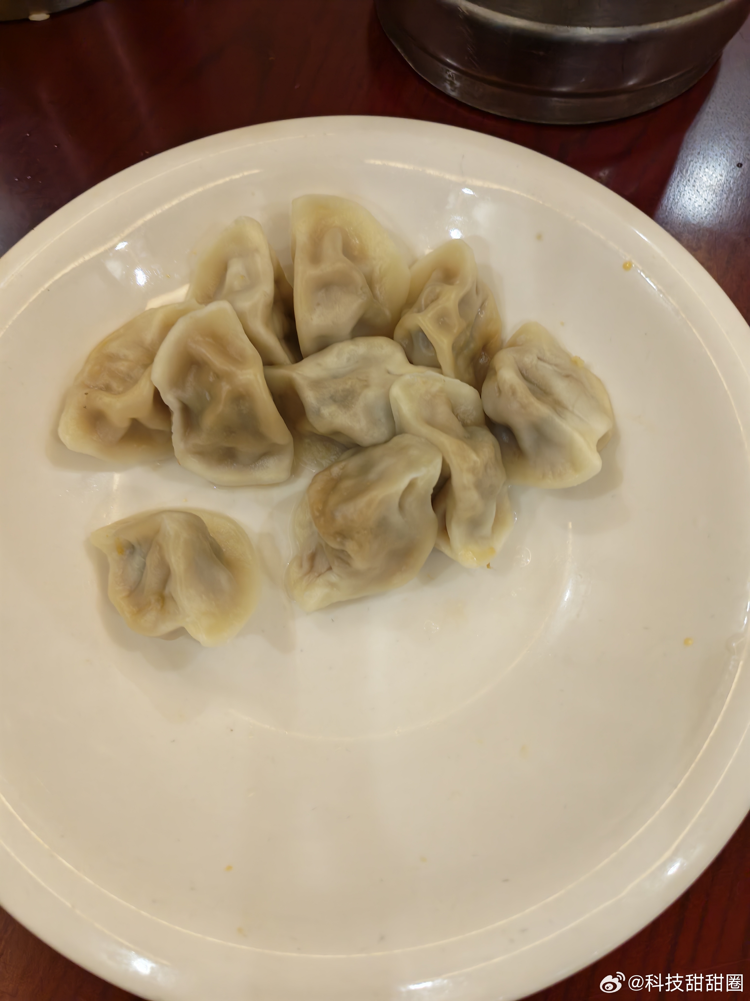 浪姐直播直播间的浪姐们，个个都是“时间管理大师”⏰，一边唱歌跳舞，一边还能顺便管