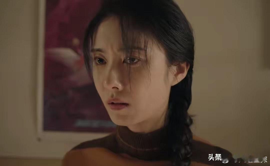 同样是曹斐然出演的年代剧，《梦中的那片海》与《六姊妹》却完全不同 