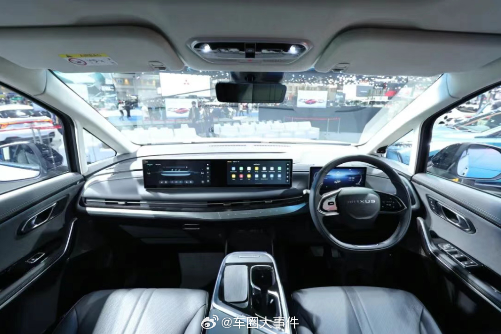 MG曼谷车展三款车型齐发3月23日，MG三大重磅车型MG IM5、NEW MG4