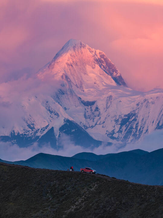 少数人才能到达的开车直面贡嘎机位🏔️