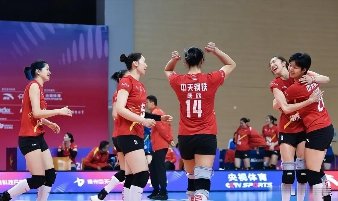 女排联赛A组各队综合实力（只看本土球员）：
1、江苏队：一直以全华班阵容打遍国内