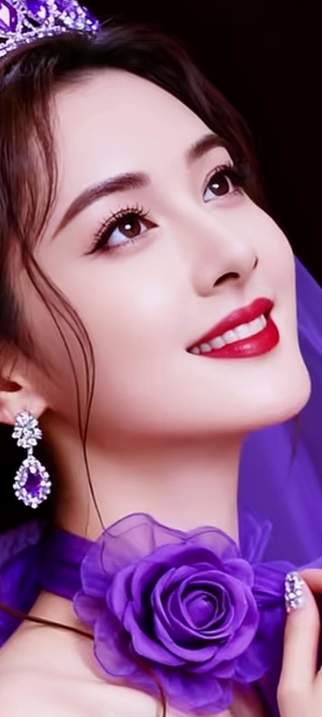 优雅紫玫瑰，闪耀女王风范！👑✨