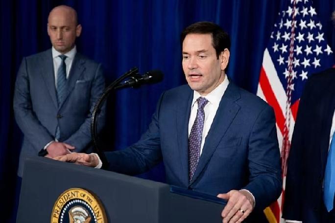 1月7日，鲁比奥对媒体说:“特朗普总统再次强调，获得格陵兰岛是美国的国家安全优先