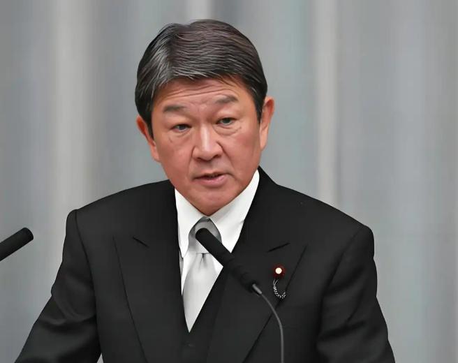 这回好了！日本亲手焊死了中日关系回暖的最后一扇门。

7 月 12 日，日本外务