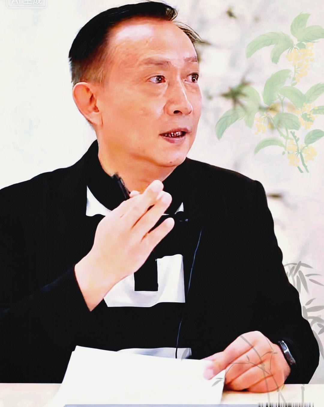 近日，一句简单的话在网上引发了广泛共鸣。
 
财经评论员卢麒元说：“自己把钱搬到