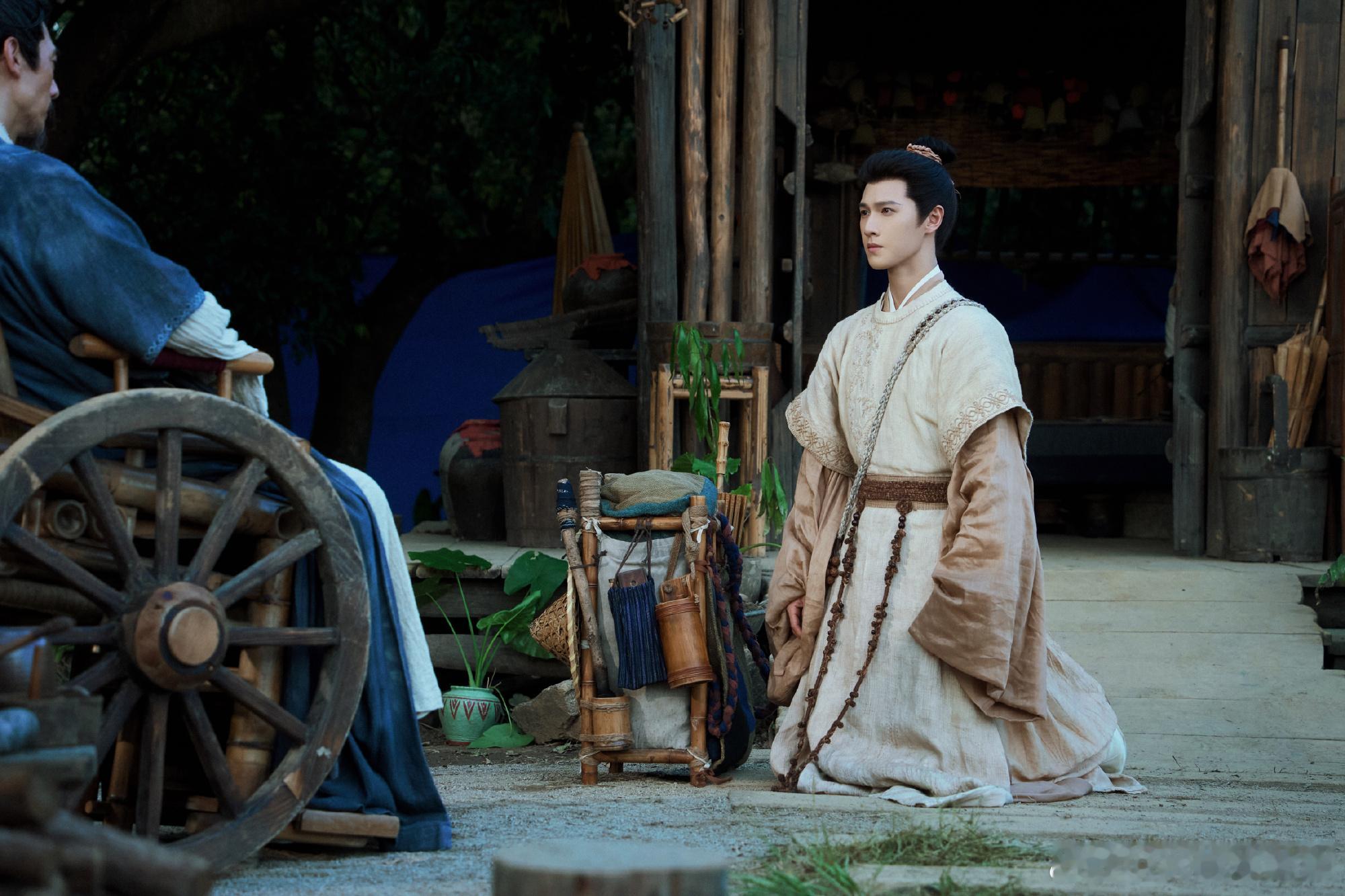 李昀锐杀青特辑看到了成长线 言尚一角太有料！李昀锐沉浸式演绎，眼里藏尽决绝坚定与