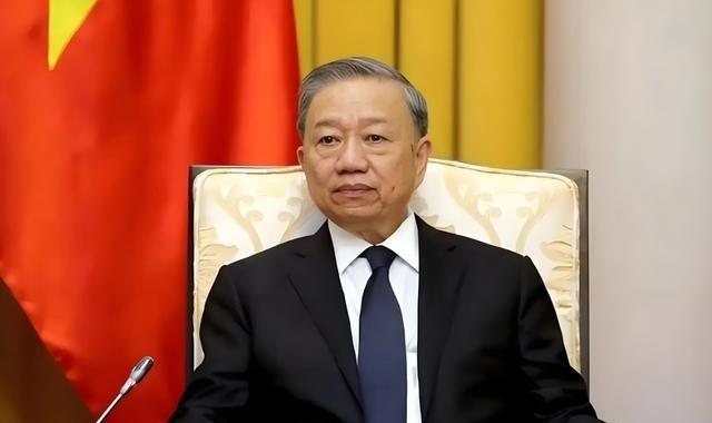 越南的心态还是没有摆正。这两天在英国访问的苏林，在牛津大学发表了一个演讲。说世界