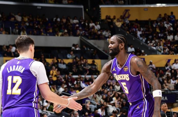 22年总决赛g4就是库里职业生涯最重要的一场比赛，没有之一，这轮系列赛直接奠定了