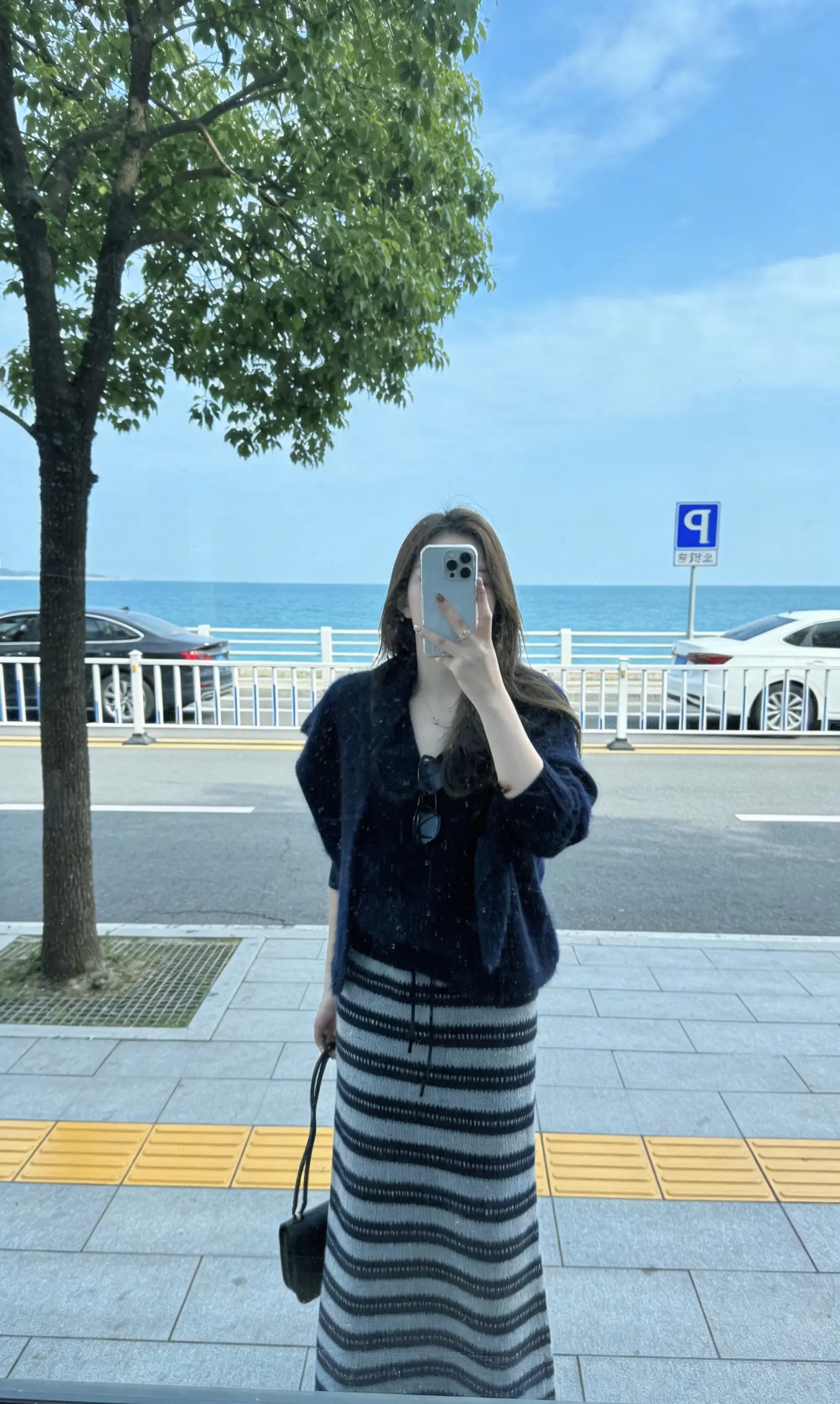 时间不一定是解药，但解药一定都在时间里，给自己一点时间，让过去的过去...