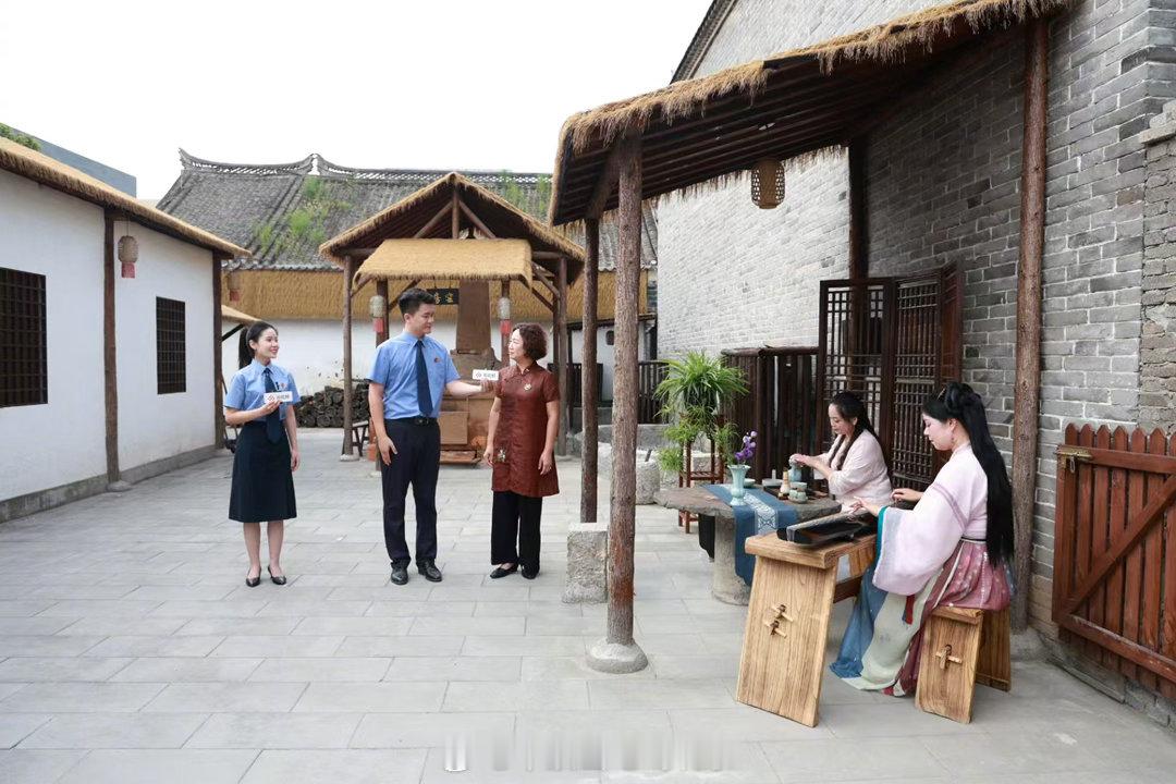 【平顶山以检察之力守护非遗之美】 千年鹰城，文脉如川，奔流不息。平顶山白龟湖碧波