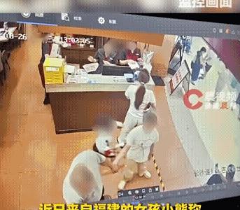 无心接触和故意恶意碰完全是两码事，以前男人出门要小心，现在几岁孩子也会被讹了。