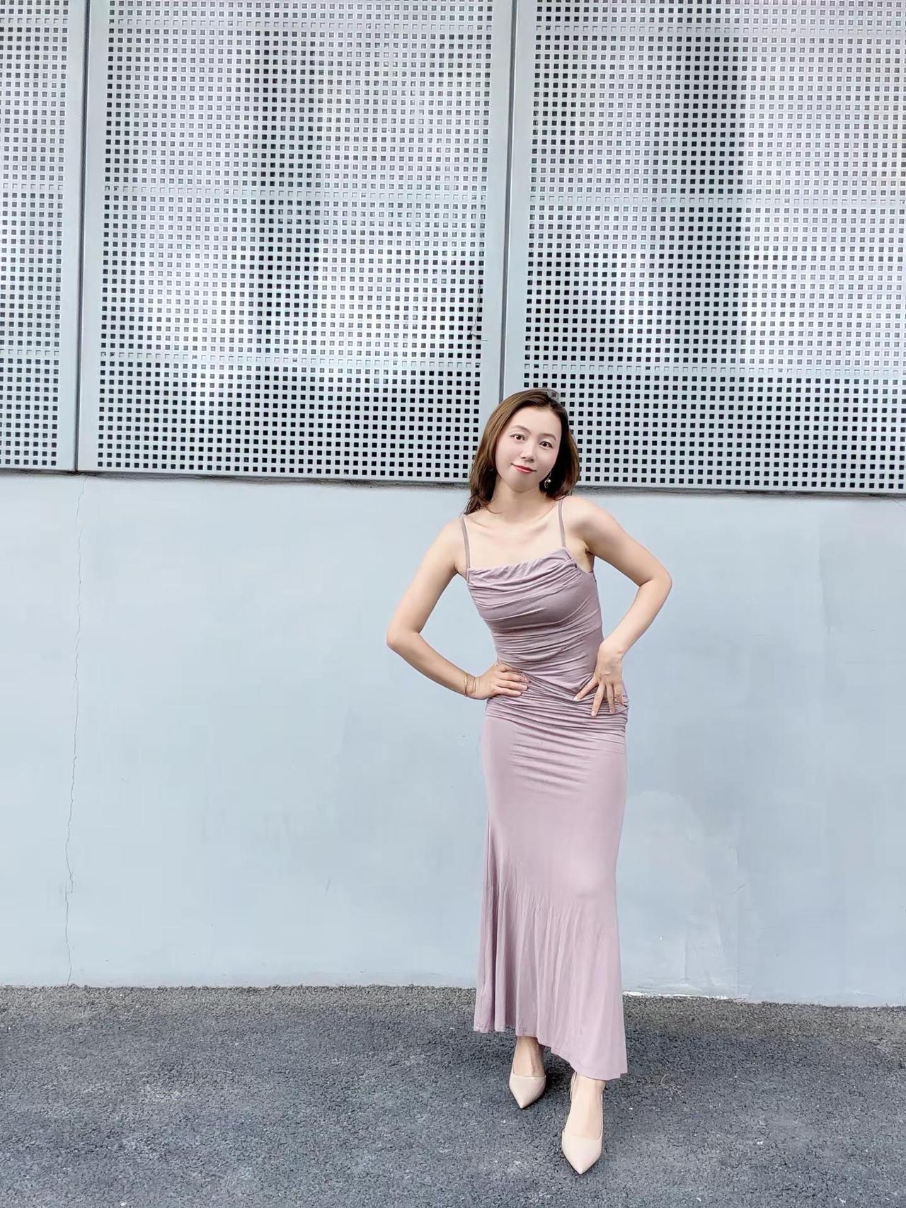甜美穿搭 性感露背吊带连衣裙 温柔性感长裙 长裙礼服高级感
