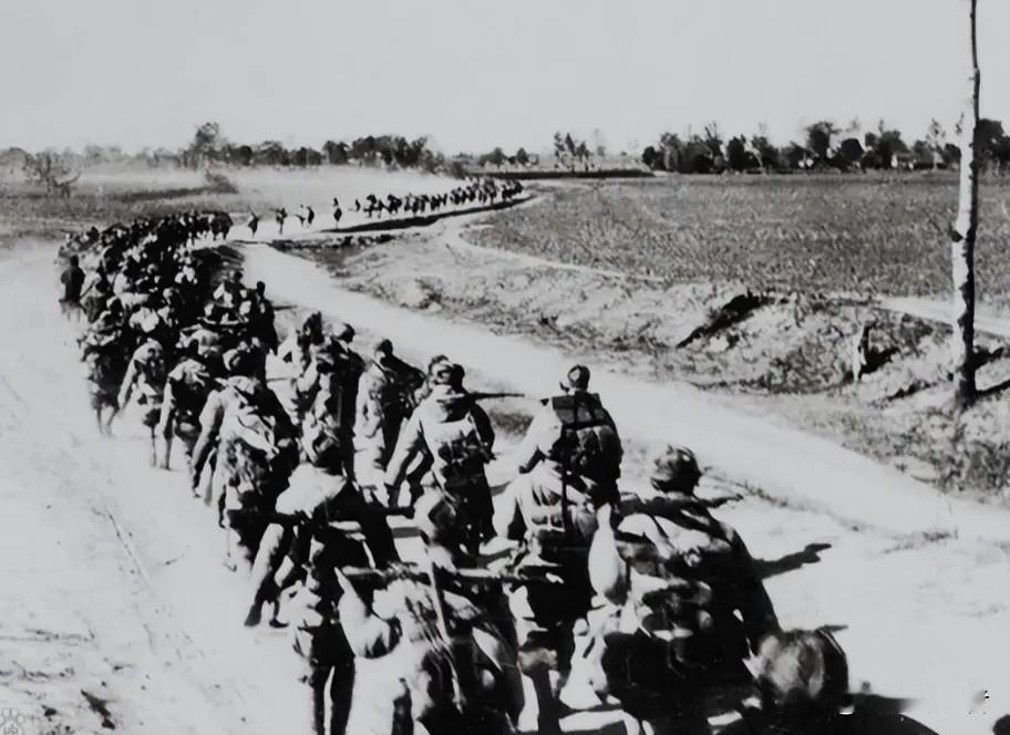 1947年孟良崮战役时，6纵师长饶守坤给司令员王必成打电话，说“垛庄拿下来了”，