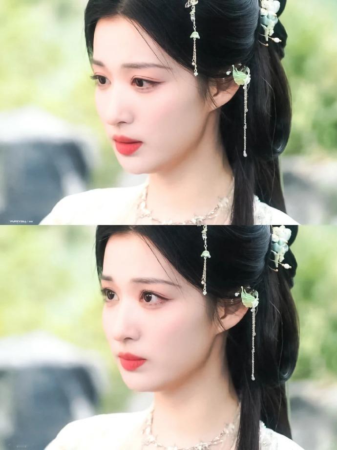 王楚然越素越美现在满脑子都是王楚然那张素净又绝美的造型，真的越看越上头！果然美人