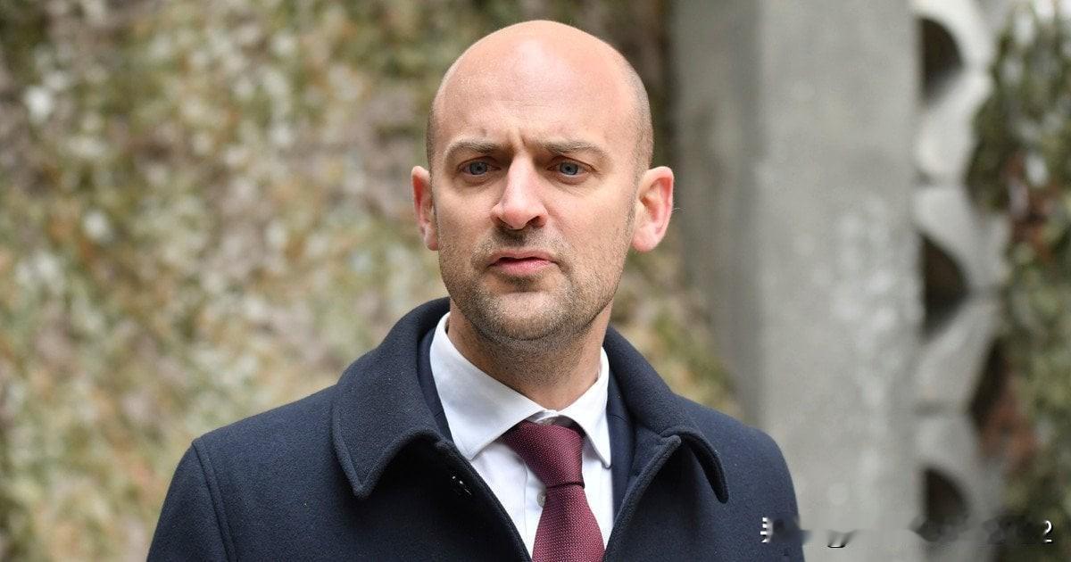 法国外交部猛烈抨击美国的“和平计划”


乌克兰的和平，不应以基辅的投降来实现。