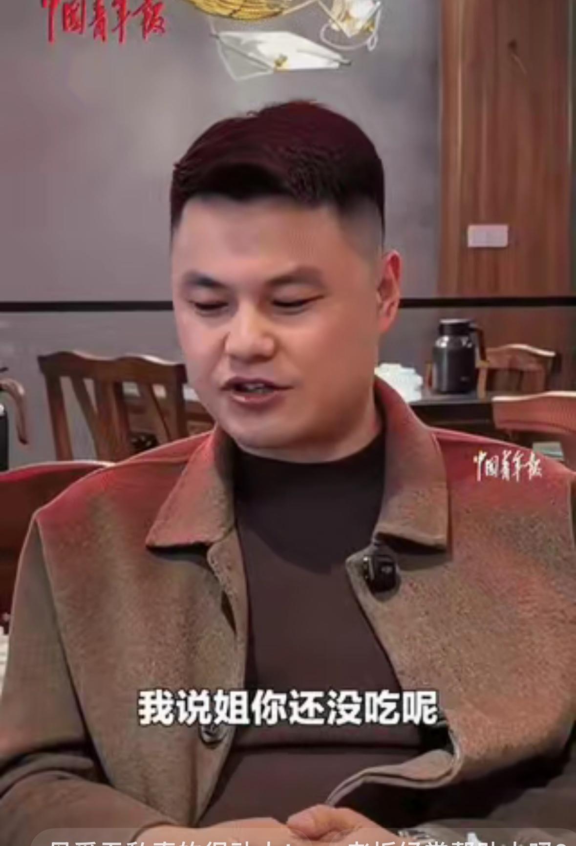 "老板，带孩子看病实在没钱吃饭了，能不能在你这里吃顿饭？"

这是临沂一个餐馆内