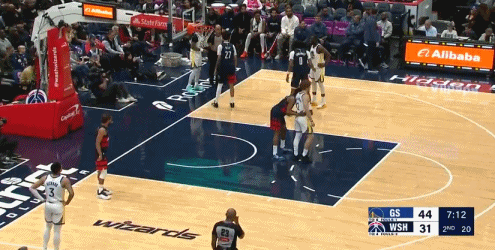 形同虚设！论摆烂奇才是认真的！
在今天NBA常规赛勇士对阵奇才的第二节比赛中，波