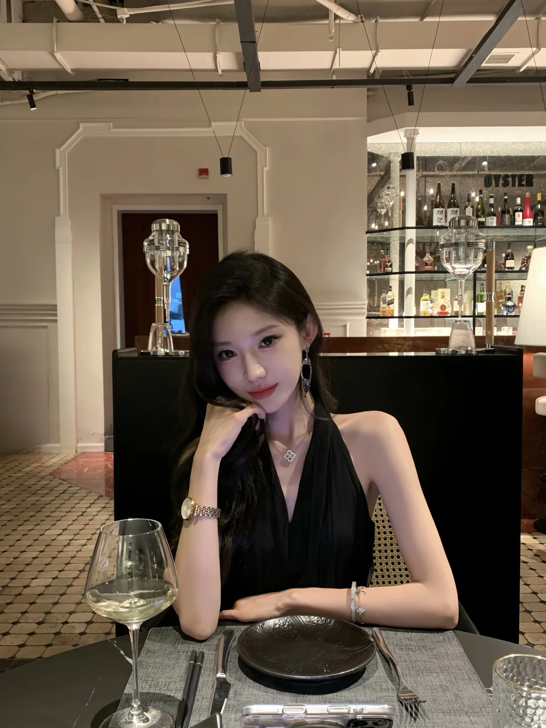 🍸