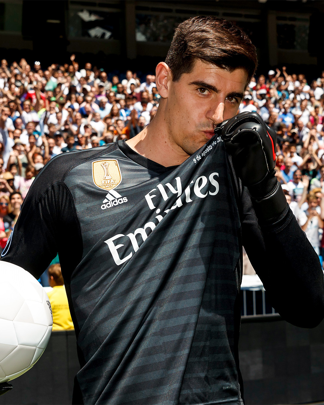 今天是库尔图瓦亮相伯纳乌8周年🤍halamadrid