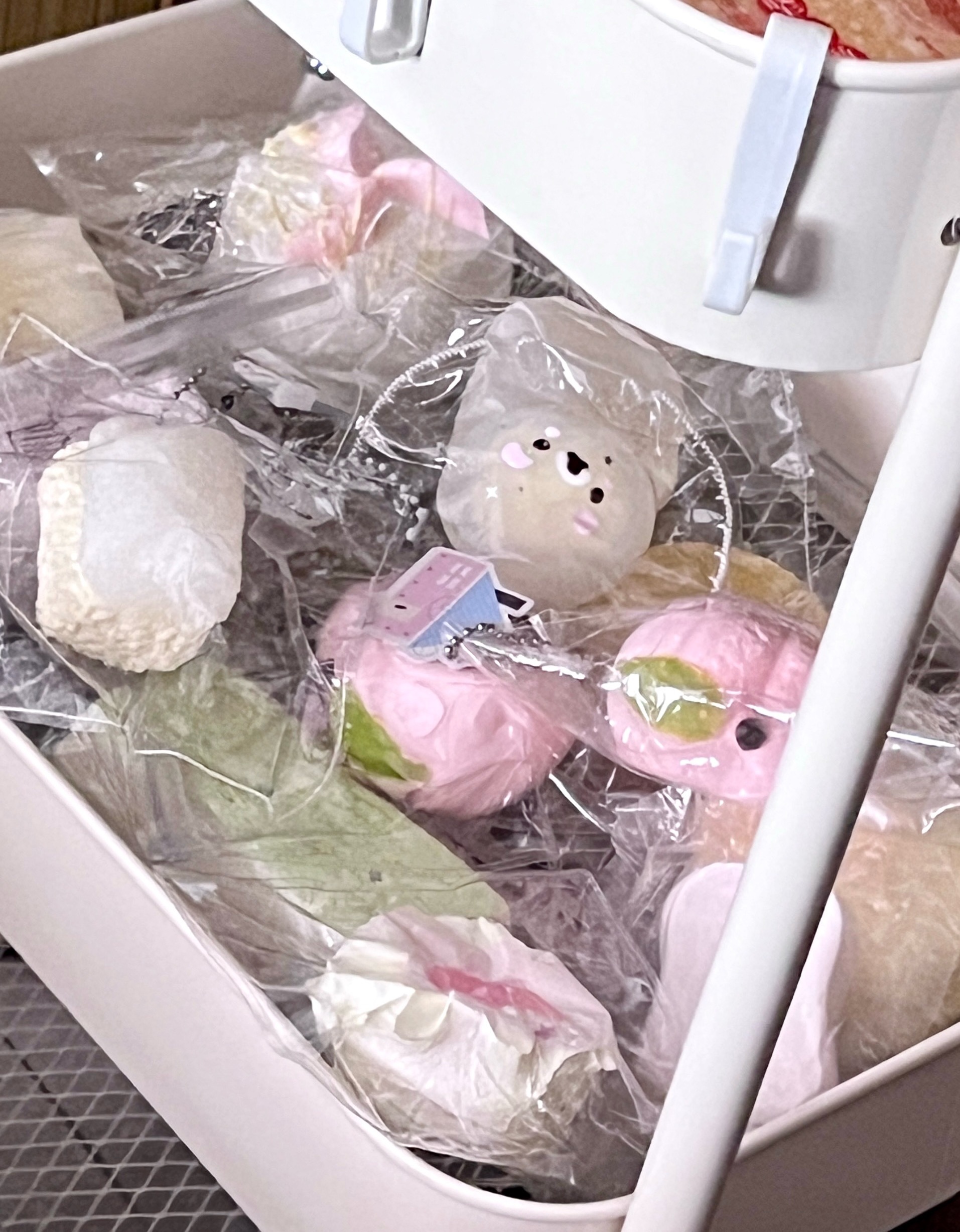 拧这个小推车累死我了。 