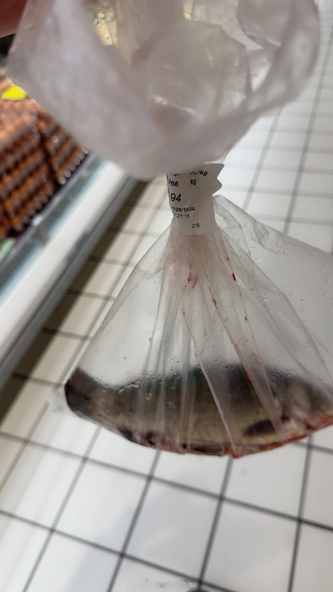 鲫鱼豆腐汤可真好吃[摸鱼撸猫][摸鱼撸猫] ​​​